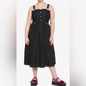 Black midi skirtall plus size 1